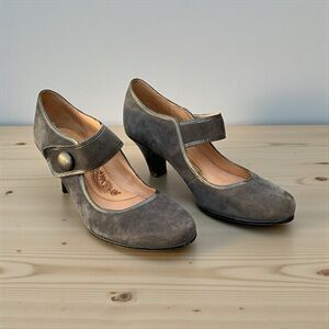 Sofft Gray Suede Mary Jane Heels